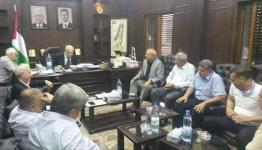 من الاجتماع 