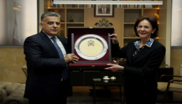 ابراهيم يسلم خلف درعاً