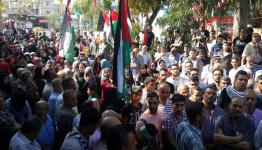 الجماهير الغاضبة في مخيم عين الحلوة 
