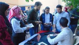 توقيع كتاب للشاعر فؤاد البنا