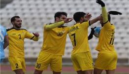 فرحة اللاعبين بتسجيل الهدف