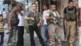 مقاتلين في مخيم عين الحلوة 