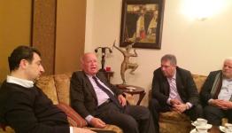 أبو فاعور يلتقي وفداً فلسطينيا