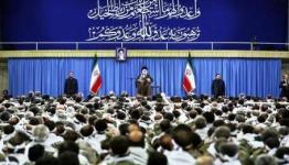 قائد الثورة الاسلامية في إيران السيد علي خامنئي