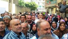 خلال الاعتصام أمام مكتب الأونروا في طرابلس