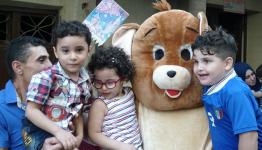 أطفال عين الحلوة