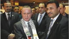 خلال المعرض