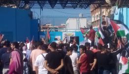 خلال الاعتصام  أمام المقر الرئيسي للأونروا  