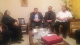 زيارة ممثل حركة الجهاد الإسلامي في لبنان إلى والدة الشهيدين المجذوب