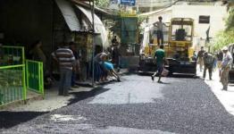 اثناء تزفيت الشارع في البداوي 