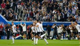 فرحة منتخب ألمانيا بالفوز على إيطاليا