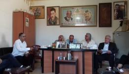 من الاجتماع 