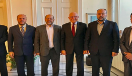 من اللقاء