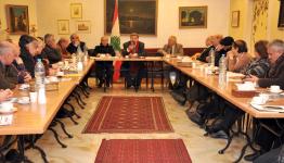 من المؤتمر