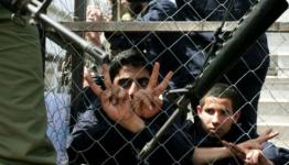 أطفال فلسطينيون أسرى