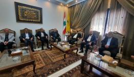 وفد تحالف القوى الفلسطينية مهنئا النائب رعد بعيد المقاومة والتحرير