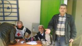 اثناء تقديم المساعدات في البداوي 