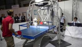 سؤال القرن أيّ عالم سينتصر؟