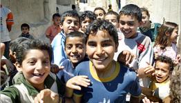 اطفال من مخيم جرش الفلسطيني في الاردن