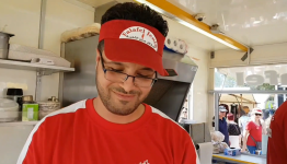 الفلسطيني احمد دهشة