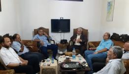 خلال الاجتماع