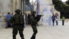 مواجهات مع قوات العدو في باحات المسجد الأقصى 