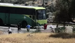 حافلة تقل مستوطنين