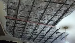 انهيار سقف منزل في عين الحلوة
