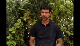 الأسير منير حمدان