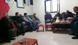 اللجنة الشعبية مع مدير المخيم