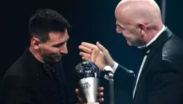 نجم كرة القدم الأرجنتيني الدولي ليونيل ميسي