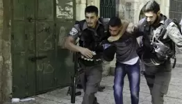 الاحتلال يعتقل ثلاثة طلبة