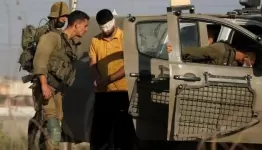 الاحتلال يزعم اعتقال شابين