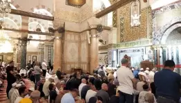 آلاف المواطنين