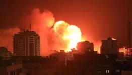 مشهد من قصف غزة