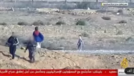 كتائب القسام تطلق سراح مستوطنة
