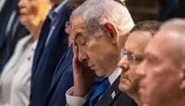 نتنياهو المأزوم يبحث عمن ينقذه من الآتي الأعظم