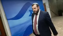 عميحاي إلياهو، صاحب القنبلة الذرية.. حفيد الحاخام الأكبر في كيان العدو