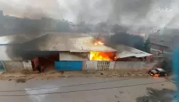 حريق داخل مركز لإيواء النازحين  