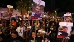 المئات من ذوي الأسرى "الإسرائيليين"