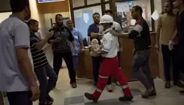 طواقم طبية