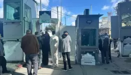 الآلاف يتوافدون للأقصى