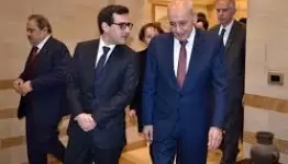 بري مستقبلا الوزير الفرنسي