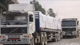 شاحنات المساعدات