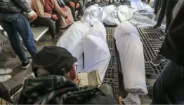 الاحتلال يستهدف مدرسة للنازحين