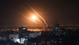 الصواريخ الإيرانية تصيب الاهداف الستراتيجية بالكيان الغاصب