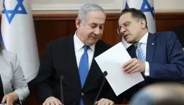 نتن ومدير مكتبه