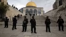 الأقصى تحت الحصار .. والتدنيس.. متى يصحى المسلمون