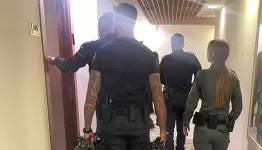 مداهمة غرف الصحفيين الفلسطينيين في احد فنادق حيفا