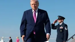 ترامب.."لا تهزه واقف عشوار"